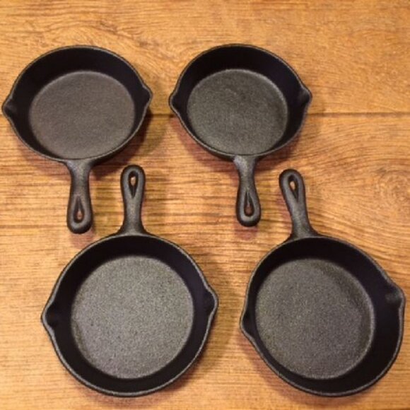 Four Old Mountain Cast Iron Spoon Rest Mini-Skillet 4 1/2" wide Four 0166-10137 - Picture 4 of 16